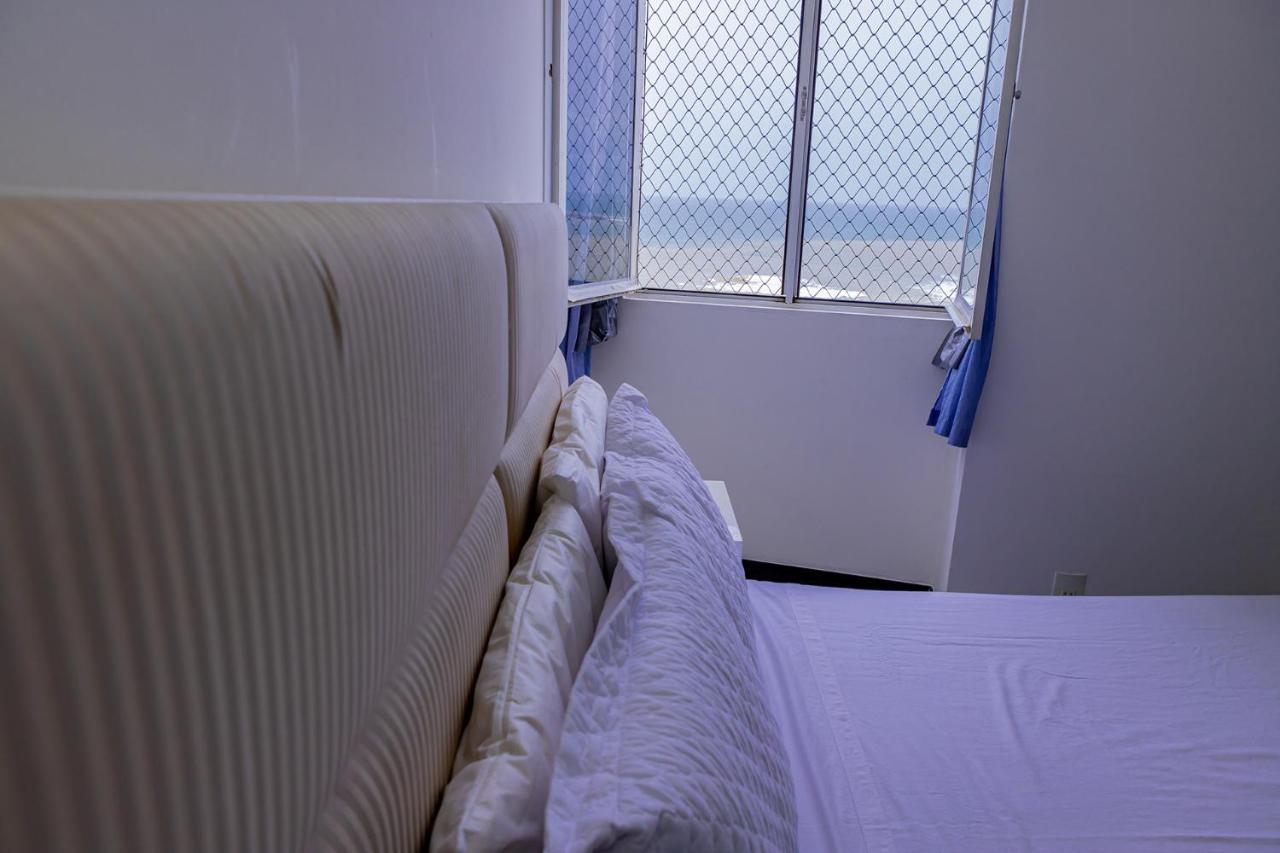 Apto Beiramar Na Praia Da Areia Preta กวาราปารี ภายนอก รูปภาพ